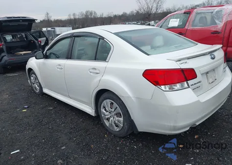 2011 Subaru Legacy 2.5I из США, поврежденный, VIN 4S3BMBA62B3219278